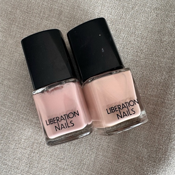 Only tried the color once. Gel like polish - Picture 1 of 3